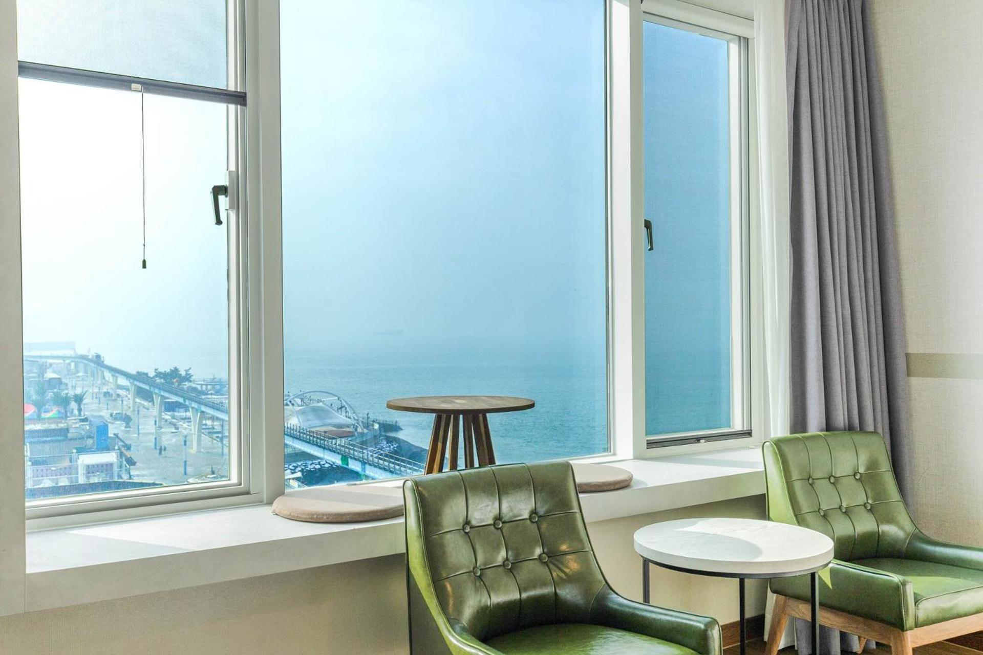 Incheon Blue Marine Hotel Екстер'єр фото