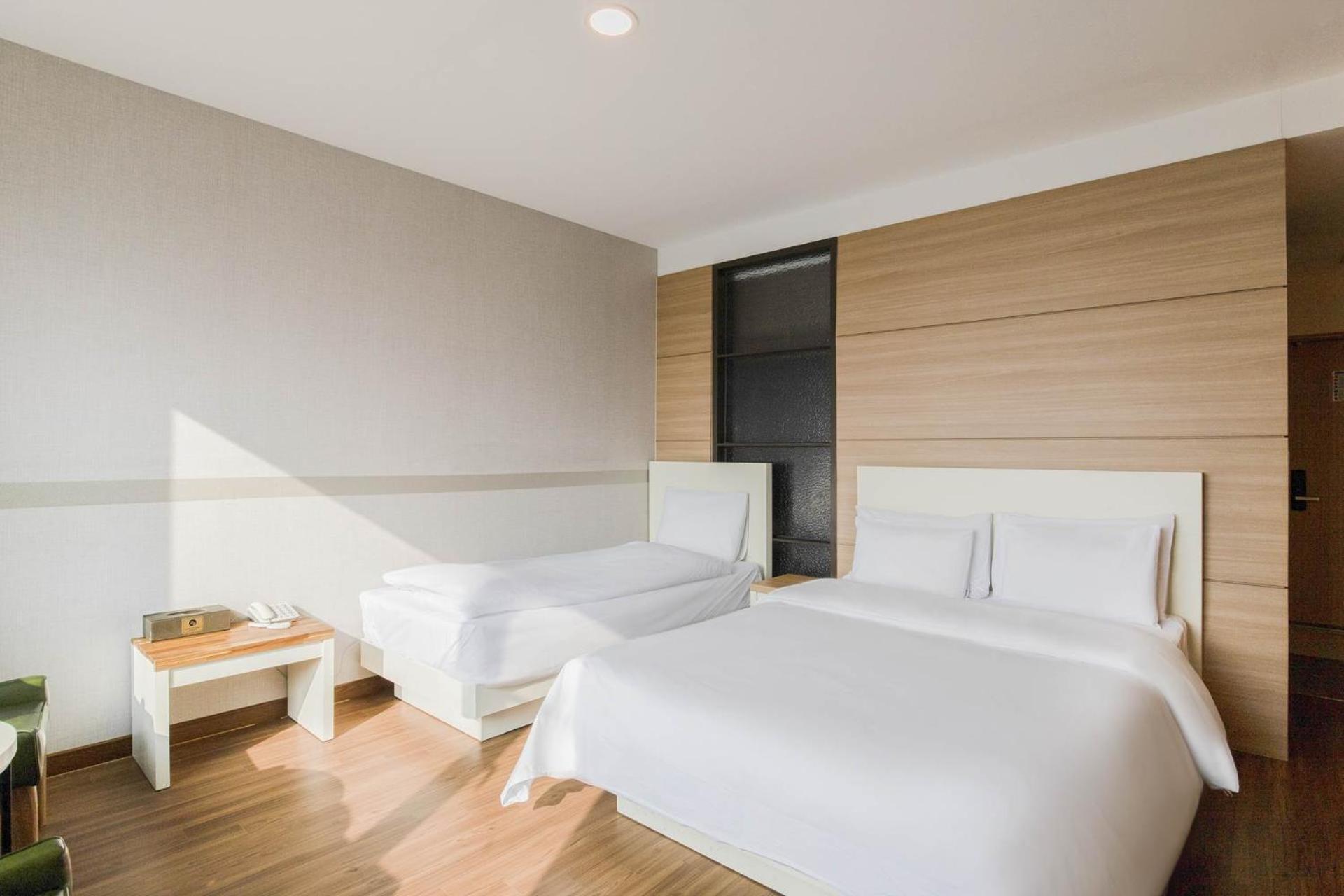 Incheon Blue Marine Hotel Екстер'єр фото