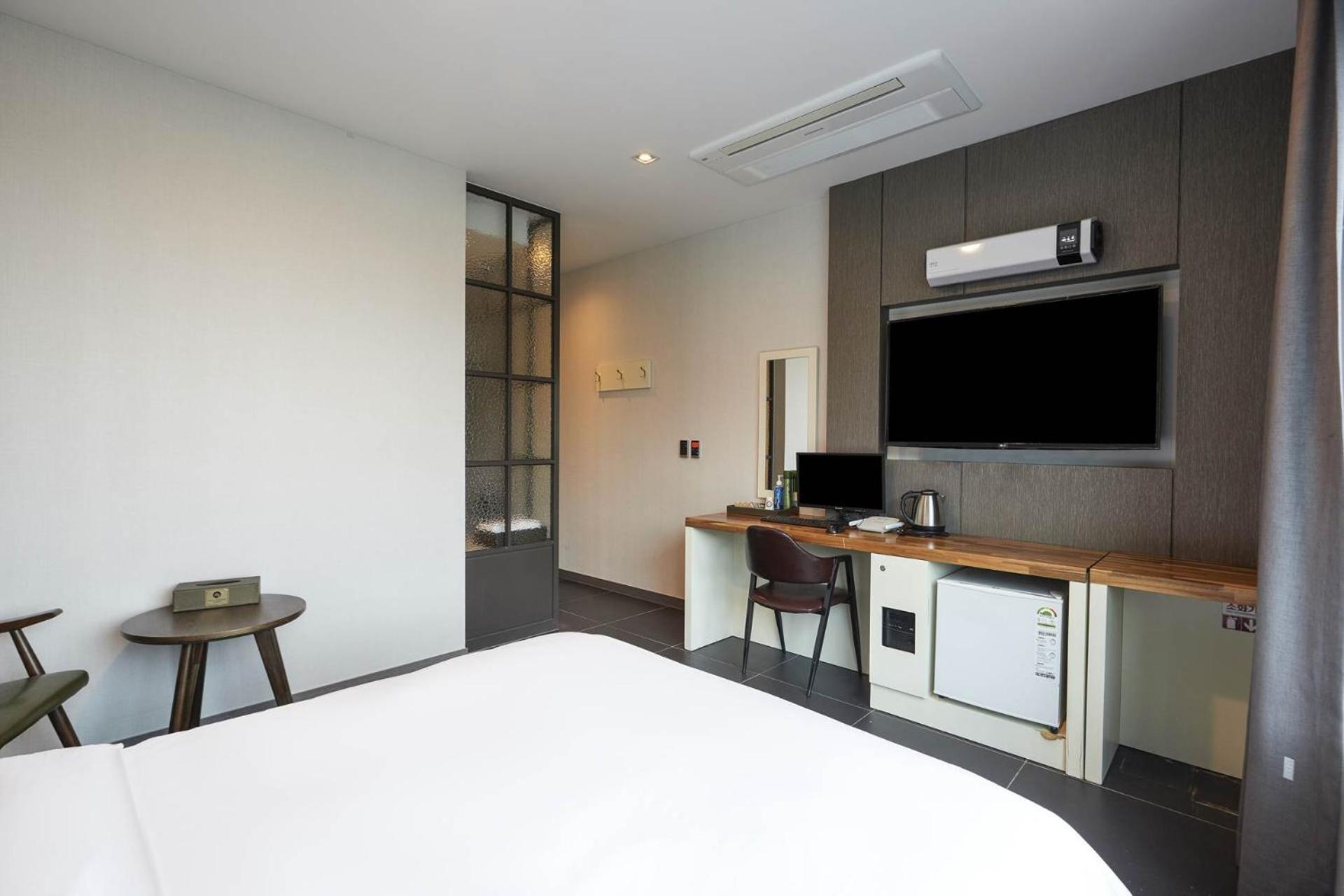 Incheon Blue Marine Hotel Екстер'єр фото