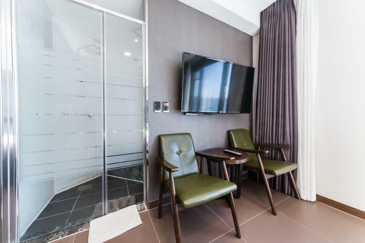 Incheon Blue Marine Hotel Екстер'єр фото