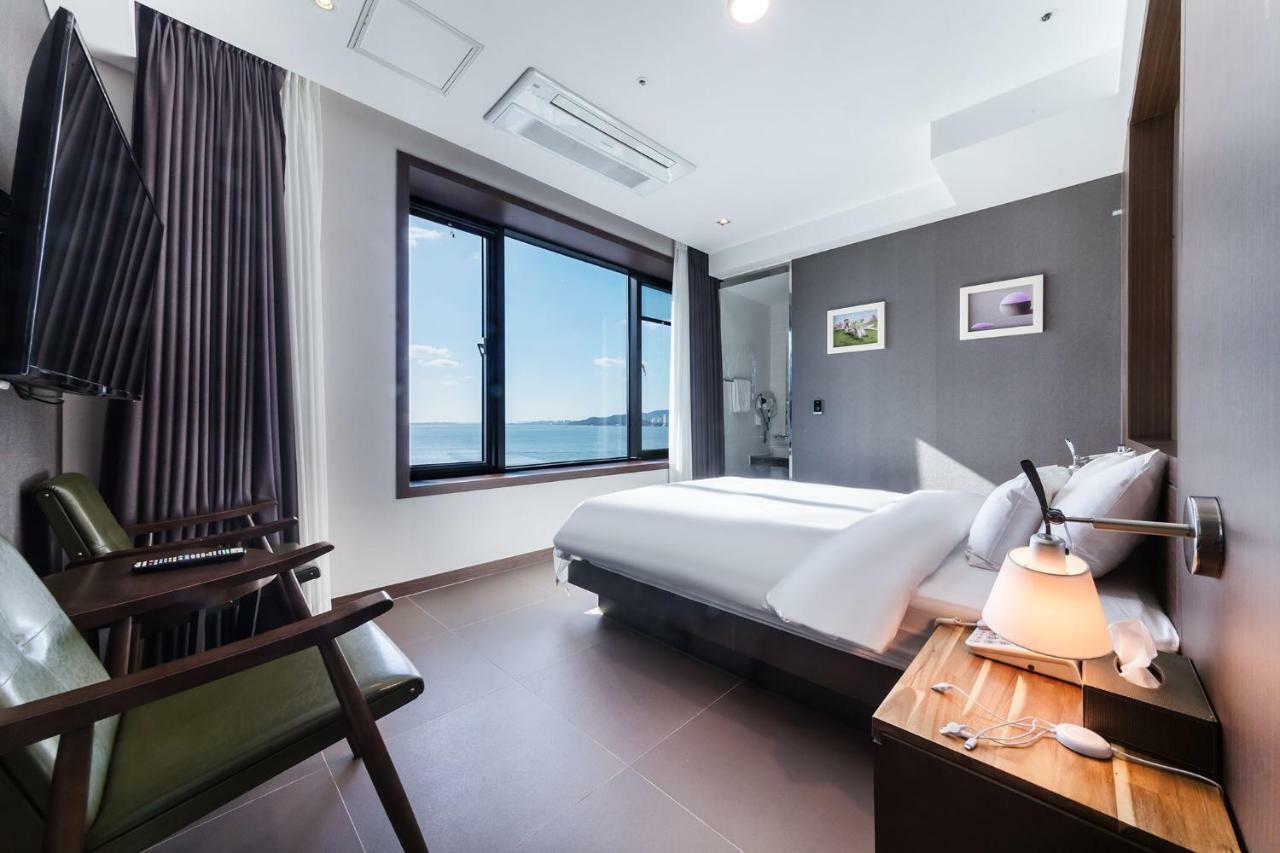 Incheon Blue Marine Hotel Екстер'єр фото