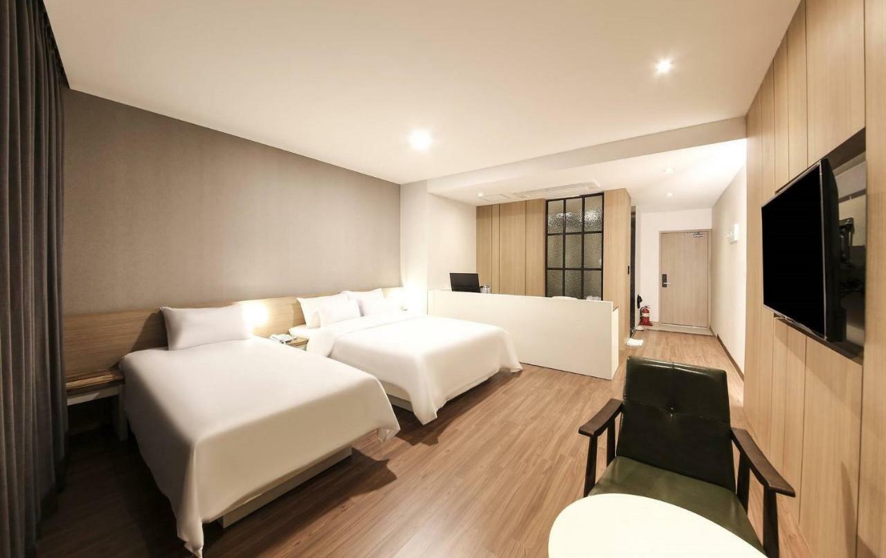 Incheon Blue Marine Hotel Екстер'єр фото